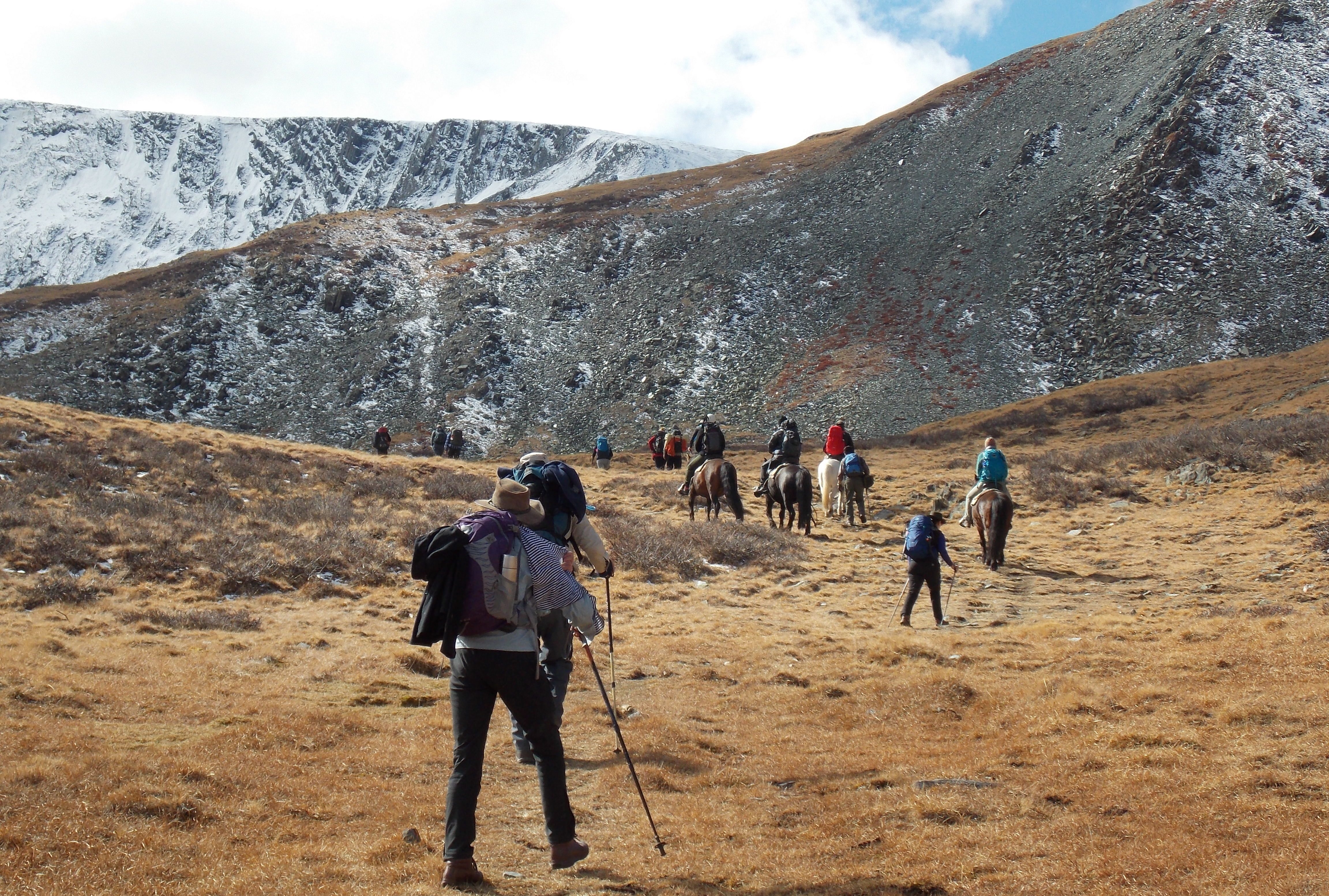 Altai trekking tour in western mongolia Altai trekking tour in western mongolia